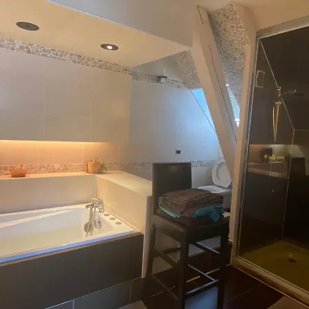 Privatives ホームステイ